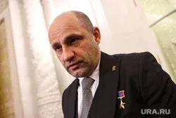 Полпред Жога и министр Старовойт встретились на выставке «Дорога 2024»