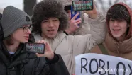 Жители Томска вышли на пикет против блокировки Roblox