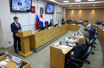 Олег Кожемяко: Школьники должны быть обеспечены сбалансированным питанием