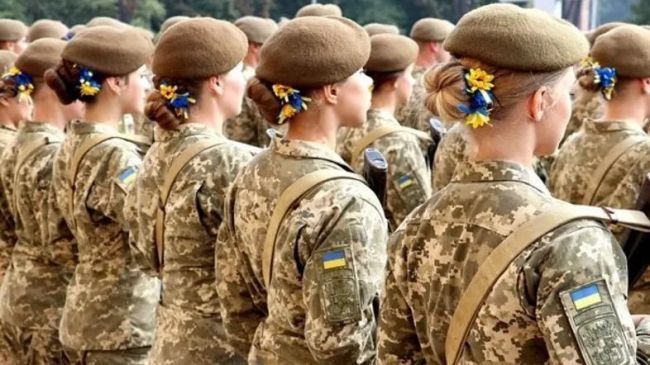 Келлог призвал начать мобилизацию женщин на Украине