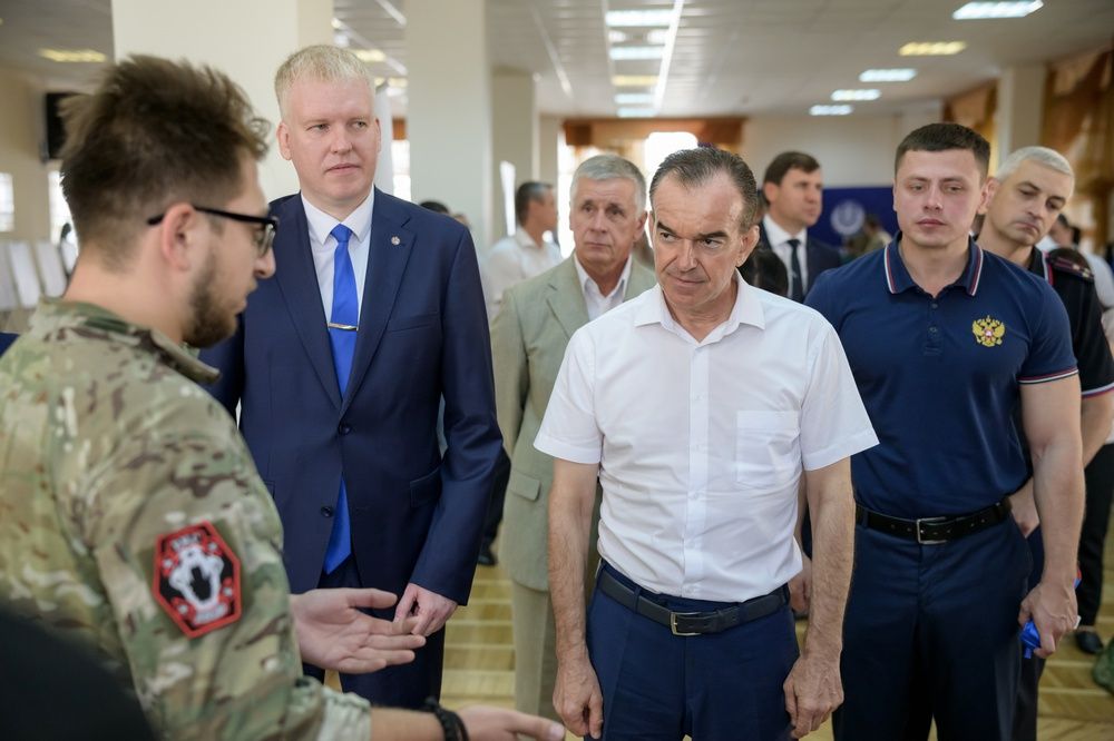 Губернатор Кубани посетил краевой молодежный антитеррористический форум