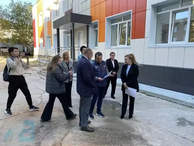 Губернатор Андрей Чибис осмотрел объекты благоустройства в Ковдоре