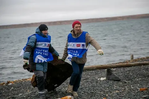 Добровольцы «Чистой Арктики» собрали 235 тонн отходов в Якутии