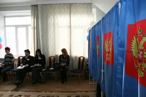 Часть школ в Новосибирской области в дни выборов уйдет на дистант