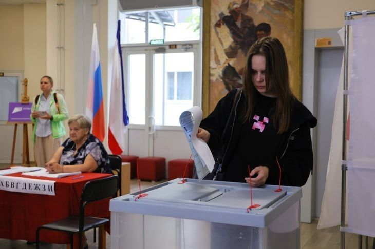 После тревожной ночи — к урнам: Крым продолжает голосовать в штатном режиме