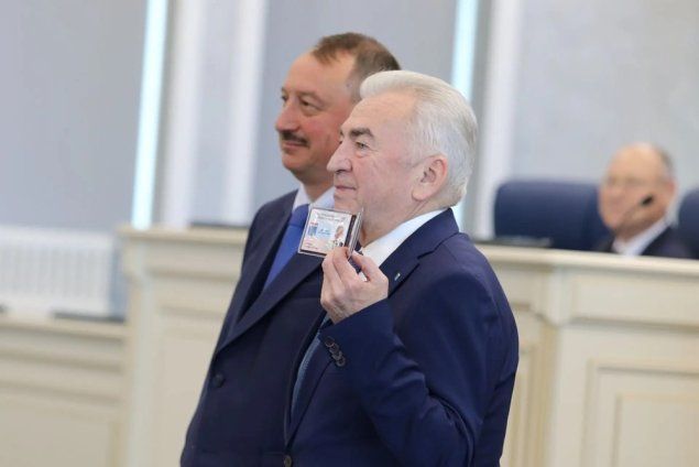 Парламент Ленобласти восьмого созыва приступил к работе