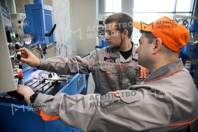 Собянин: Москва создает стандарт непрерывного образования для взрослых