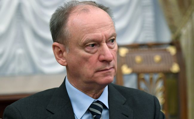 Находящийся в Китае Патрушев решает кадровые вопросы