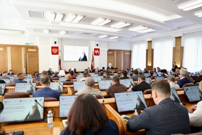 Южноуральские депутаты приняли участие в форуме по укреплению суверенитета РФ