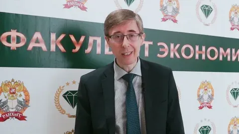 Экономист Десятниченко: санкции не обрушают экономику Петербурга