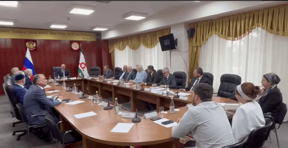 В парламенте Ингушетии провели круглый стол, посвященный 245-летию Назрани