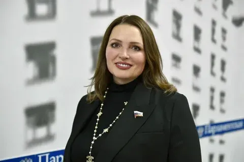 Сенатор Щетинина выступила на сессиях Дней креативной экономики в Питере