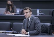 Во Франции требуют отставки Макрона из-за беспорядков